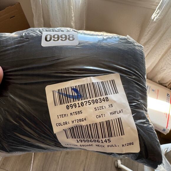 Madewell Soft Wool-Blend Square-Neck Pullover Sweater Sz XS Black Blouson Sleeve - Picture 8 of 8